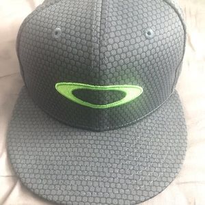 Oakley hat